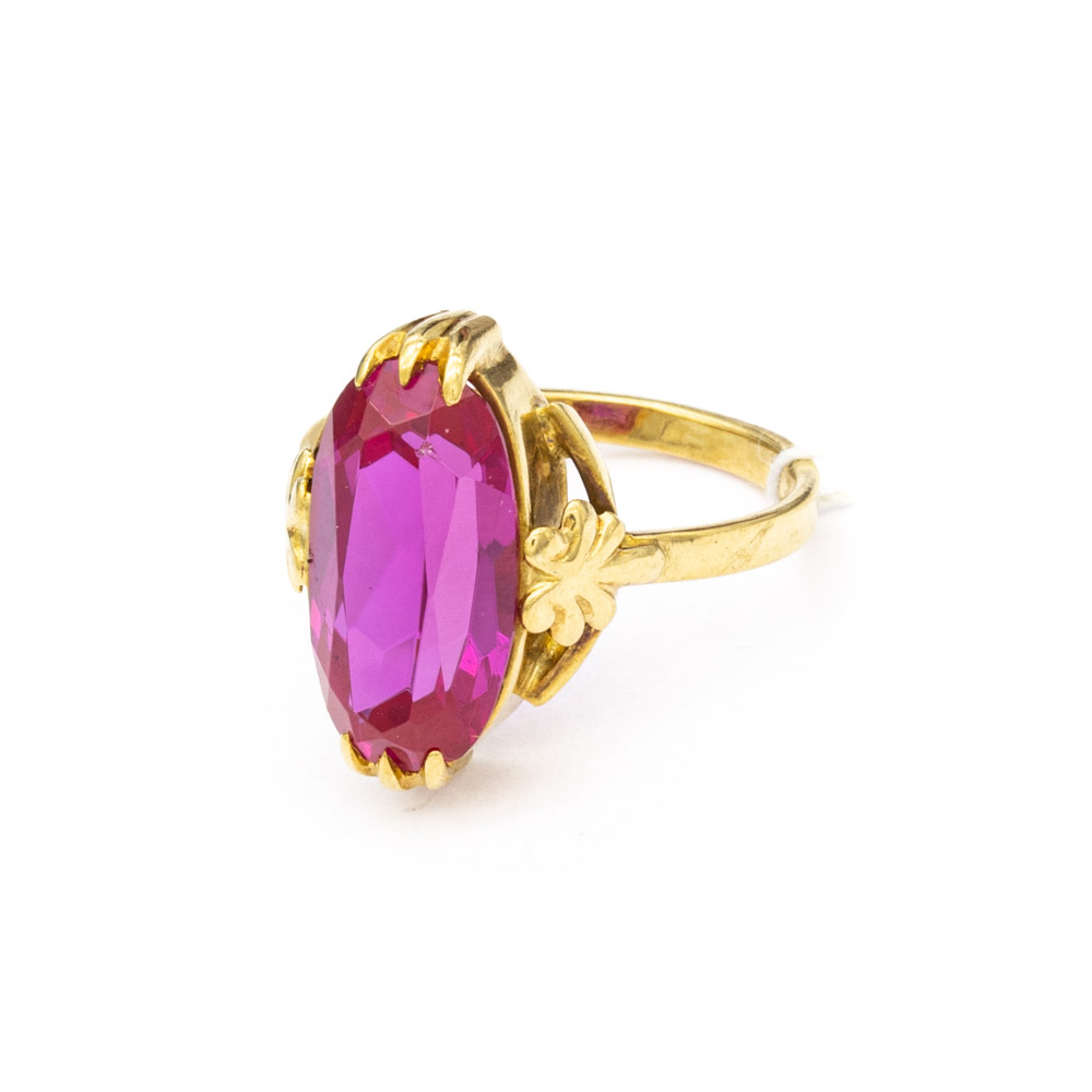 Кольцо с камнем красн. оттенка