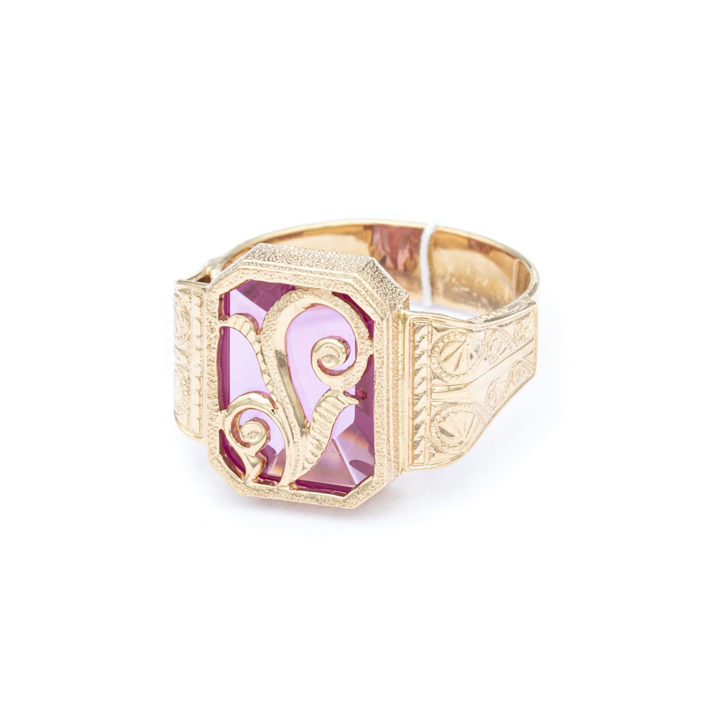 Кольцо с камнем красн. оттенка