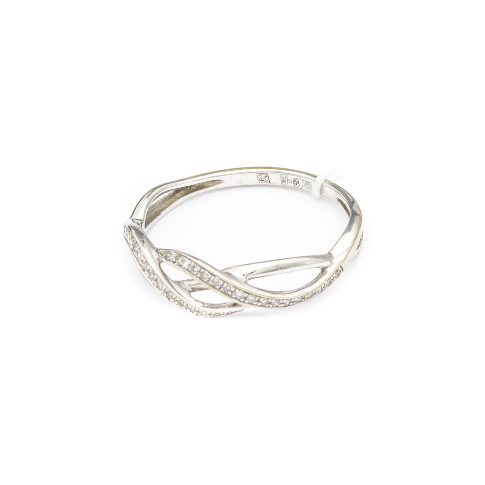 Кольцо с бриллиантом